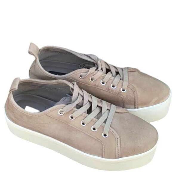 AQUA Women's Piper Suede Platform Sneakers Taupe Size 8.5 - Picture 1 of 14